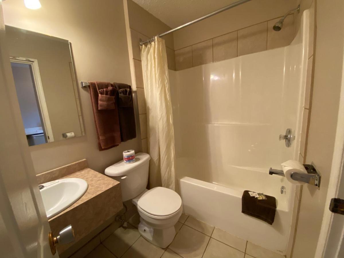 Aspen Motor Inn Drayton Valley Экстерьер фото