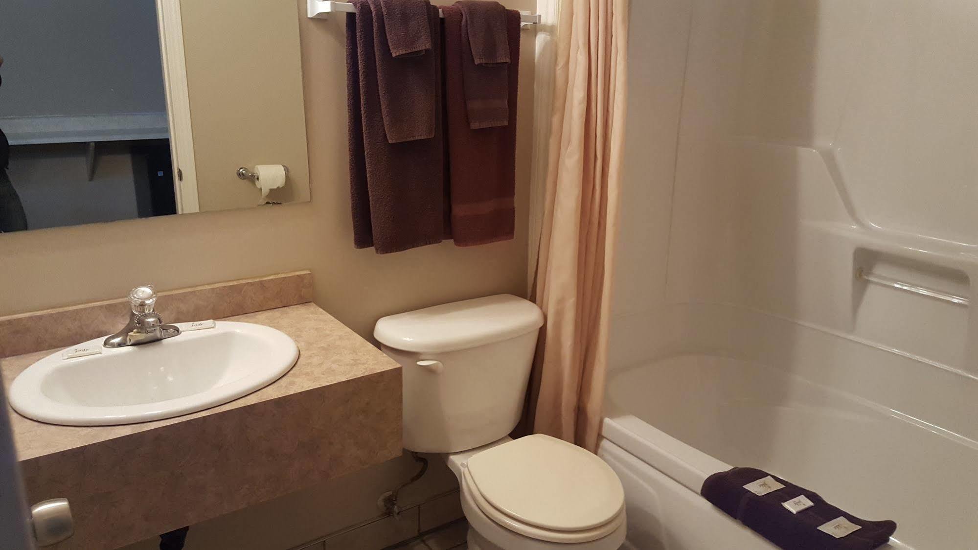 Aspen Motor Inn Drayton Valley Экстерьер фото